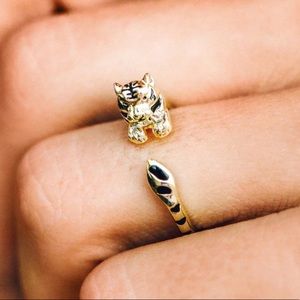 Pura Vida Project Cat Wrap Ring